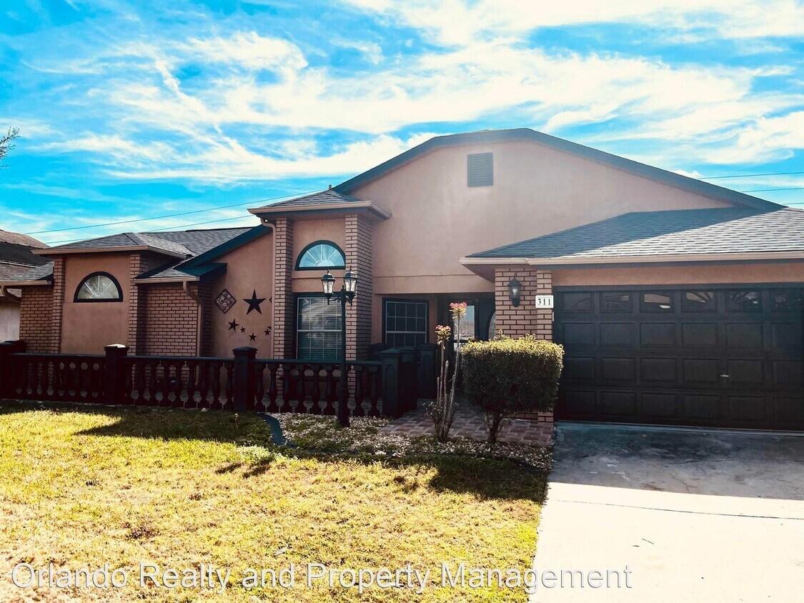 Primary Photo - 4 br, 3 bath House - 311 Blue Bayou Dr.