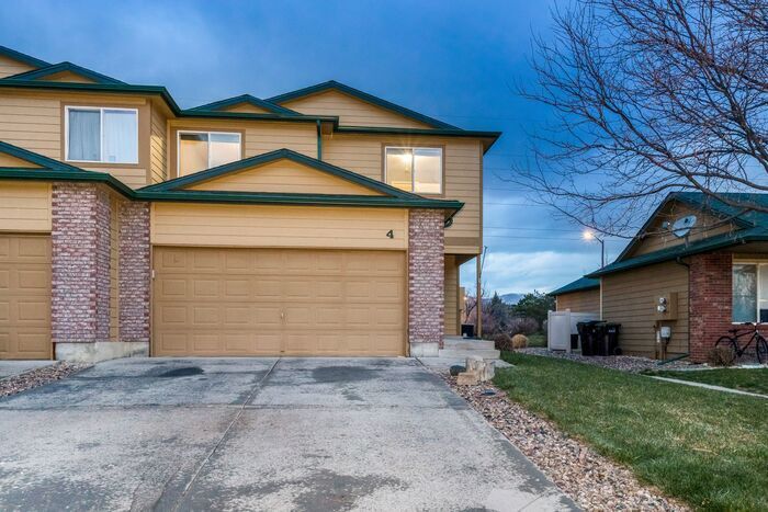 Foto principal - 850 S Overland Trail