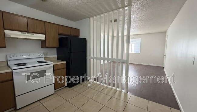 Foto del edificio - 5144 Westchase Ct