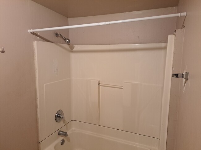 Foto del edificio - 5314 Dixie Dr