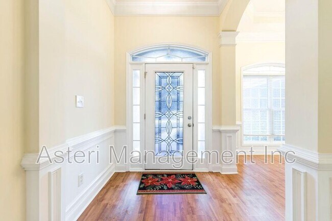 Building Photo - 522 Manchester Ln