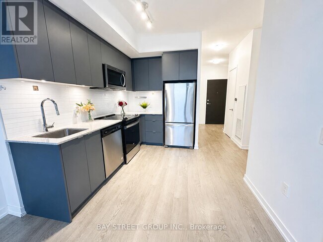 Photo du bâtiment - 8868 Yonge St