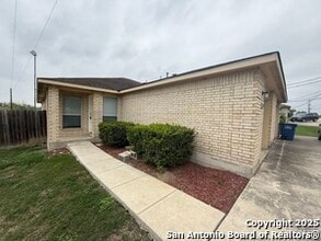 Building Photo - 2774 FM1044