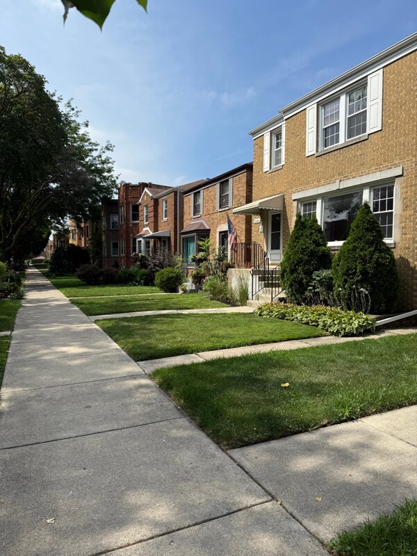 Foto del edificio - 5046 N Major Ave