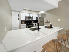 Building Photo - The Grove