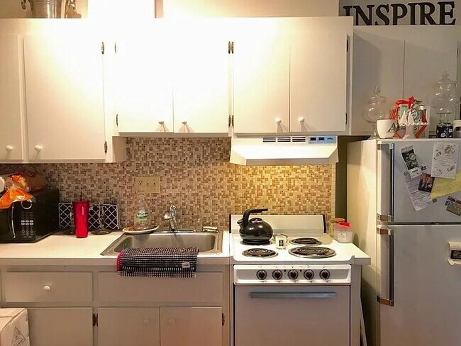 Foto del edificio - "Charming 1-Bed Oasis in Heart of Boston's Historic South End!"