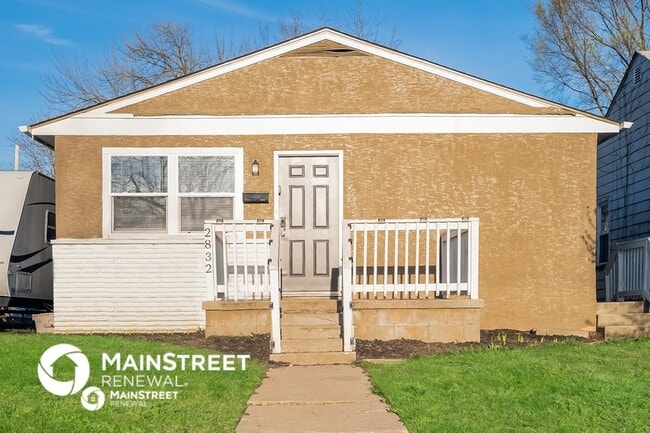 Building Photo - 2832 Azelda St