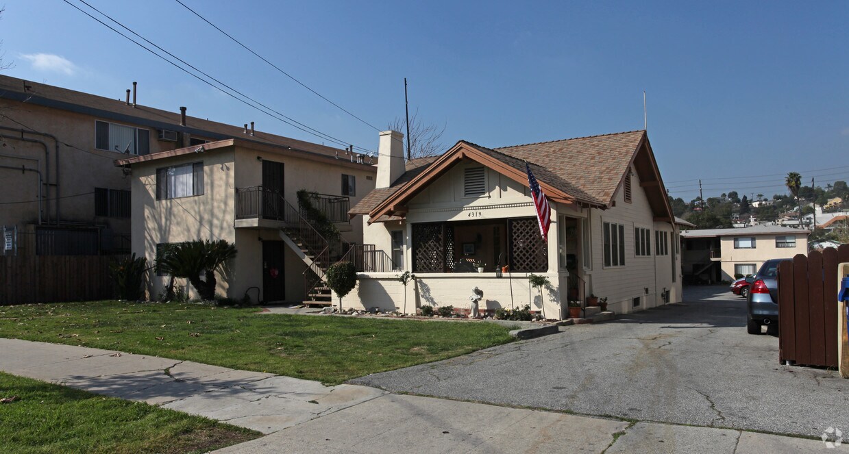 Foto principal - 4319 Toland Way