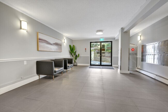 Photo du bâtiment - 350 North Terminal Ave