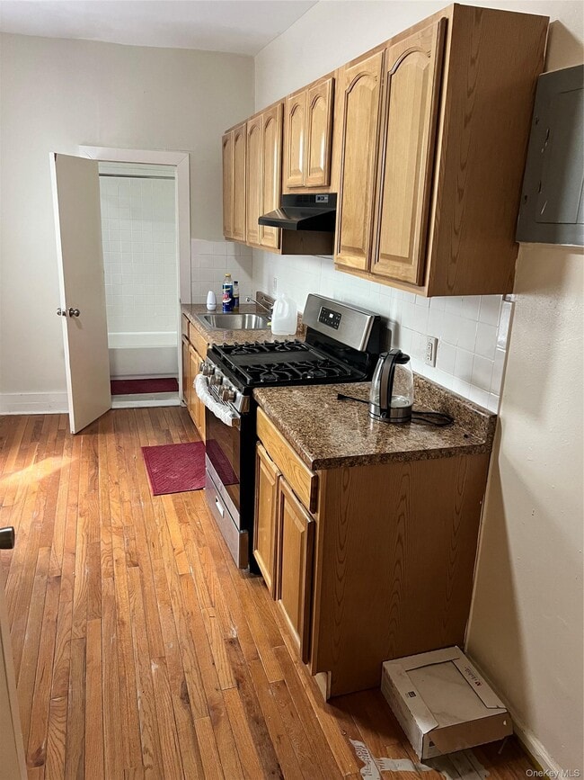 Foto del edificio - 536 New Lots Ave