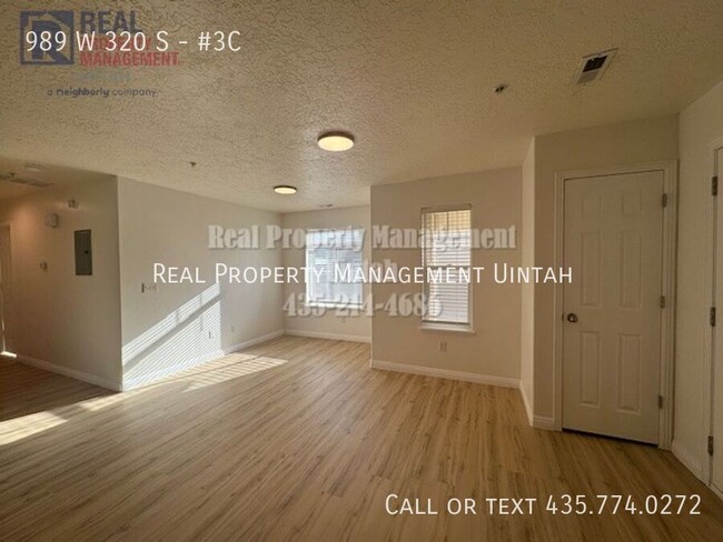 Building Photo - 2 Bed 2 Bath Apartment Central Location in...