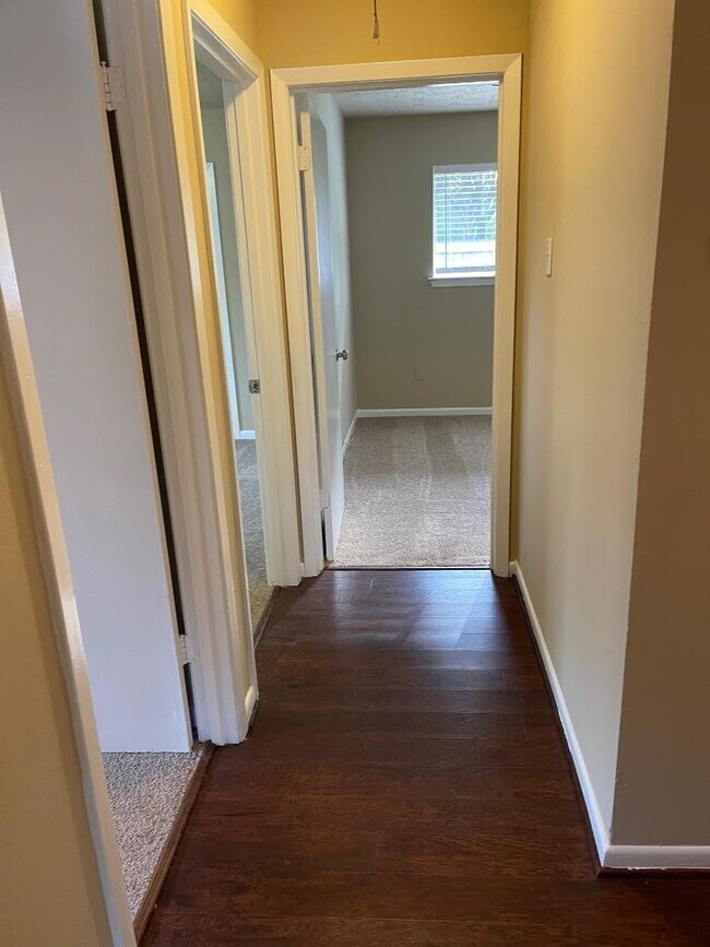 Foto del edificio - 10306 Twin Hills Ct