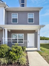 Building Photo - 217 Tara Ct