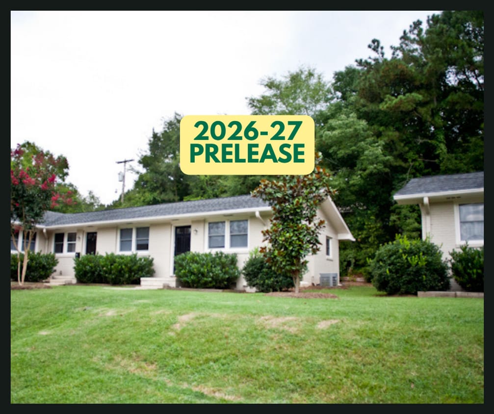 Primary Photo - Spacious 5 bedroom apartment near campus