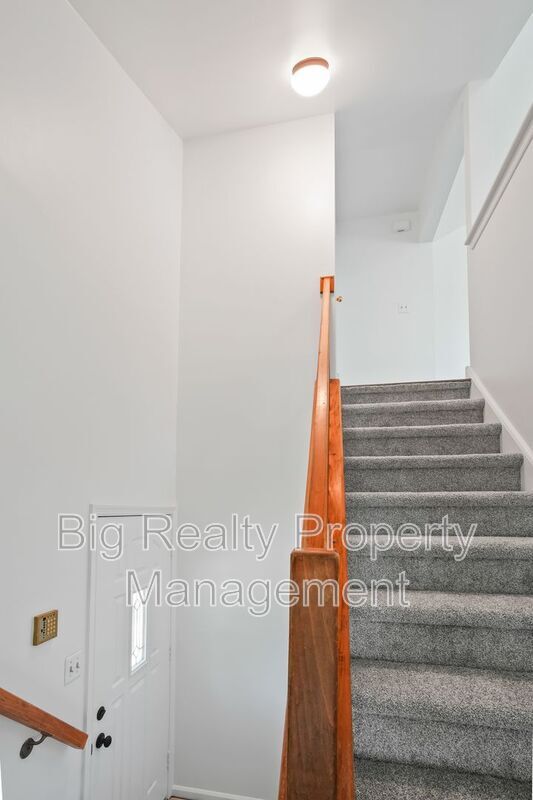 Foto del edificio - 1116 Foxmeadow Dr