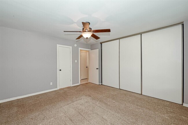 Foto del edificio - 3022 Whetrock Ln