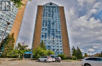 Building Photo - 35 Trailwood Dr