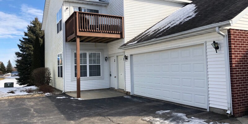 Primary Photo - 10123 Metalmark Lane