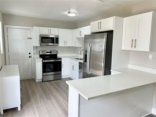 Foto del edificio - 706 E Flora St