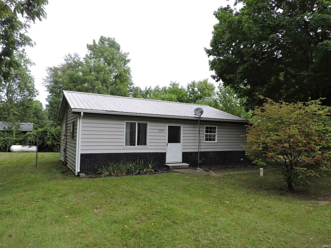 5294 W Finch Rd, Claypool, IN 46510 House Rental in Claypool, IN