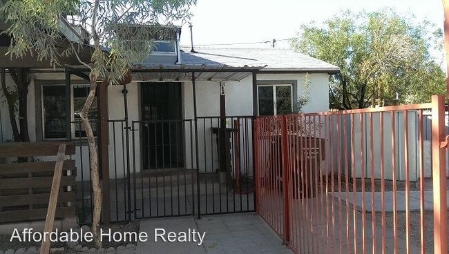 Building Photo - 2622 N Los Altos Ave