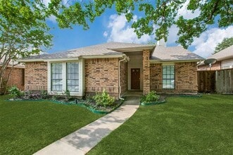 Building Photo - 4436 Odessa Dr
