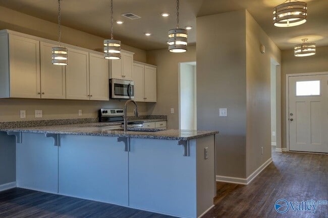 Building Photo - 116 Morning Dew Rd