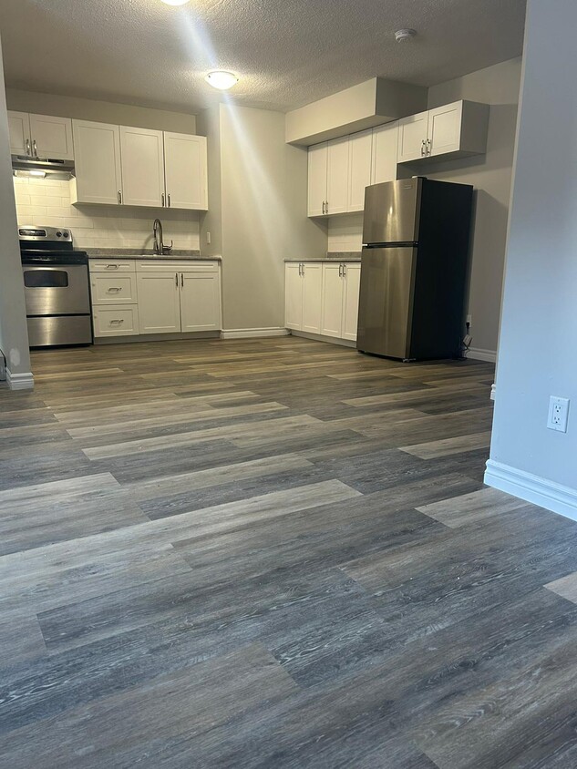 Building Photo - Beautiful Two-Bedroom Townhouse for Rent