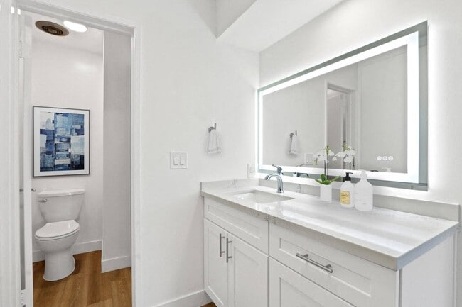Interior Photo - Rexford Drive Apartments