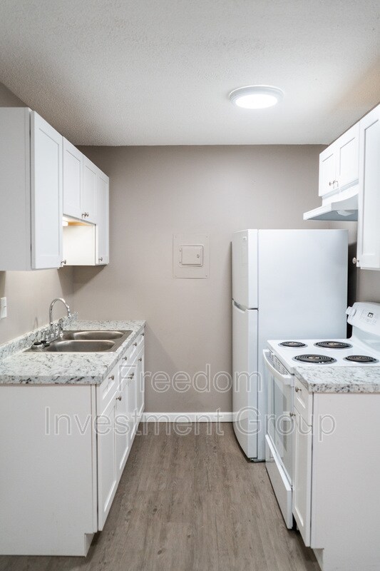 Foto del edificio - 1559 Wales Ave