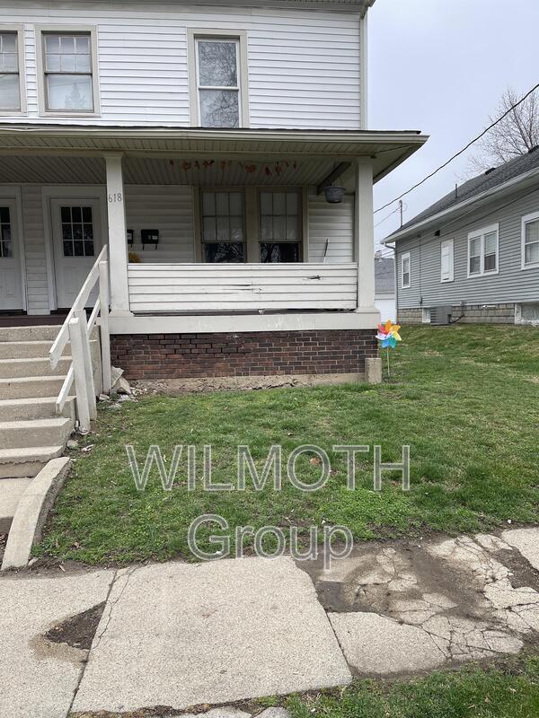 Primary Photo - 618 E Pike St