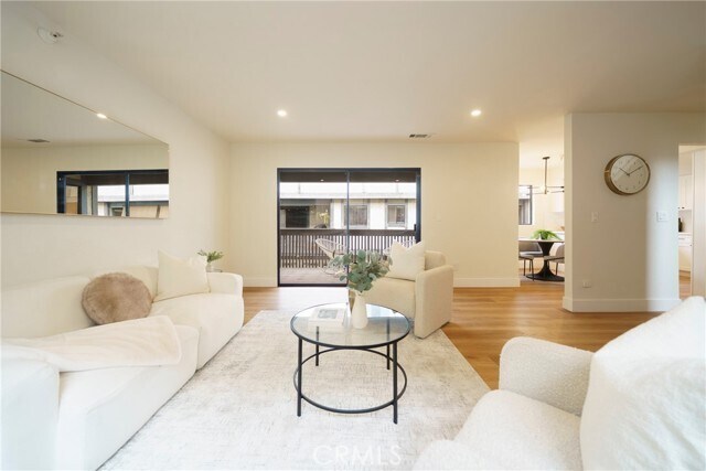 Foto del edificio - 14927 Condon Ave