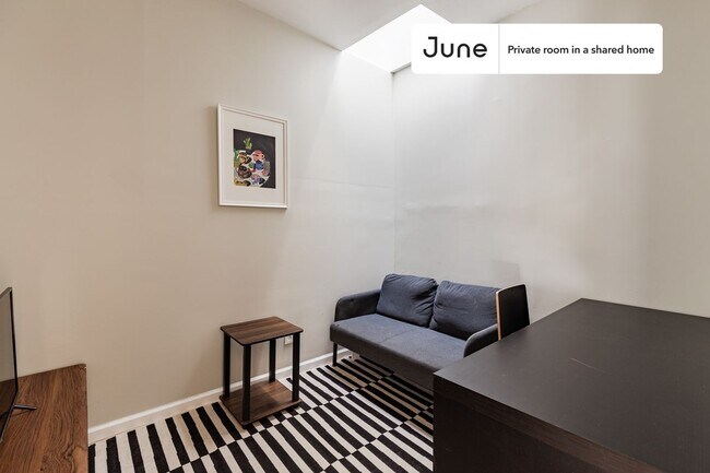 Foto del edificio - Room in Shared 4 bed/2 bath home