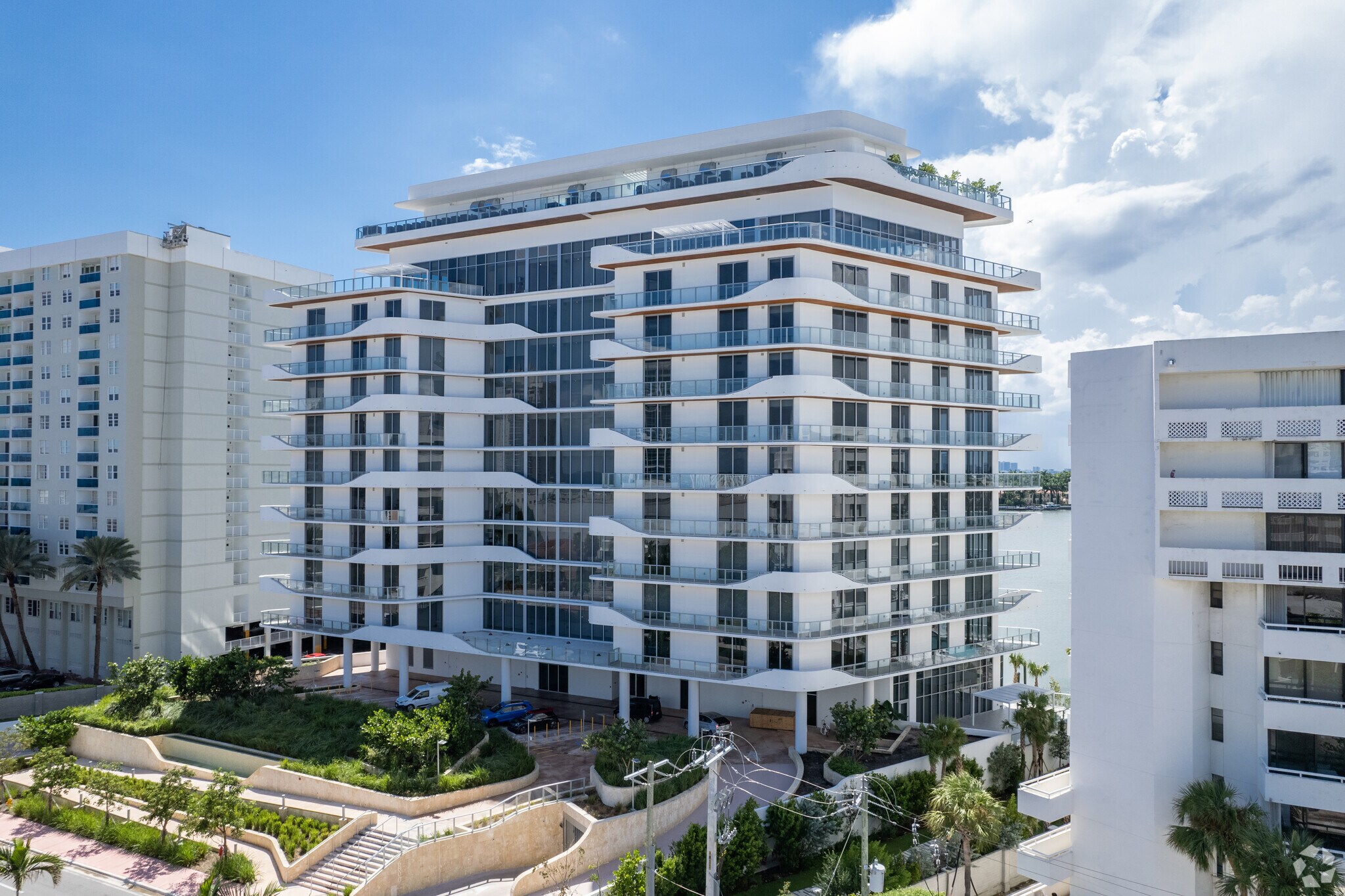 Monaco Yatch Club & Residences