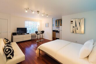 Building Photo - 420 15th St