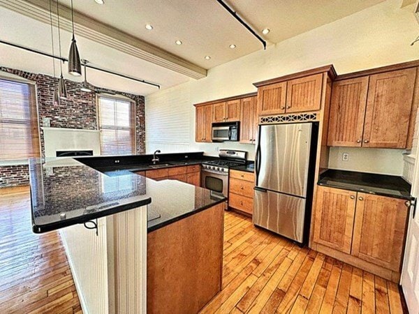 Building Photo - 1-Bed Condo at 165-181 Market St, Lowell –...