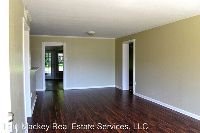 Building Photo - 4 br, 2 bath House - 2350 E. Contour Dr.