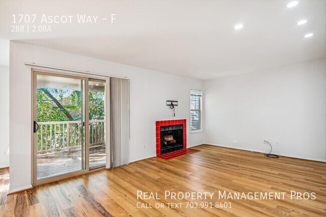 Foto del edificio - 1707 Ascot Way