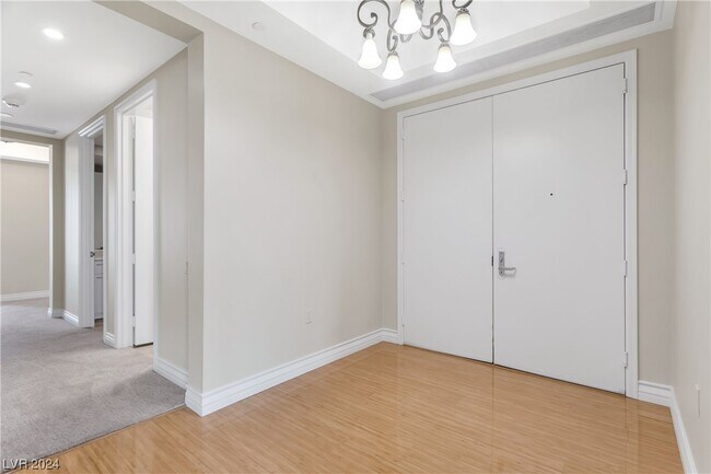 Foto del edificio - 2777 Paradise Rd