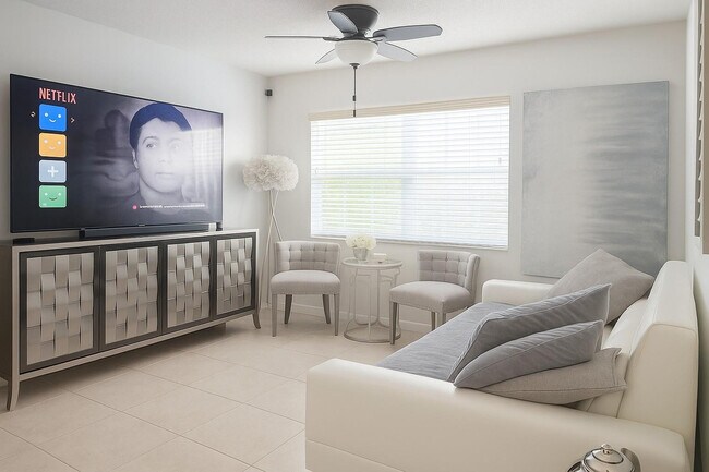 Foto del edificio - 6671 Via Regina