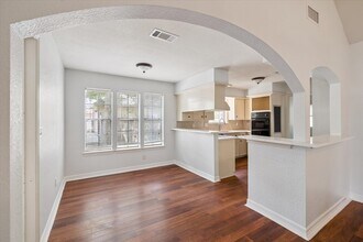 Building Photo - 23906 Northcrest Dr