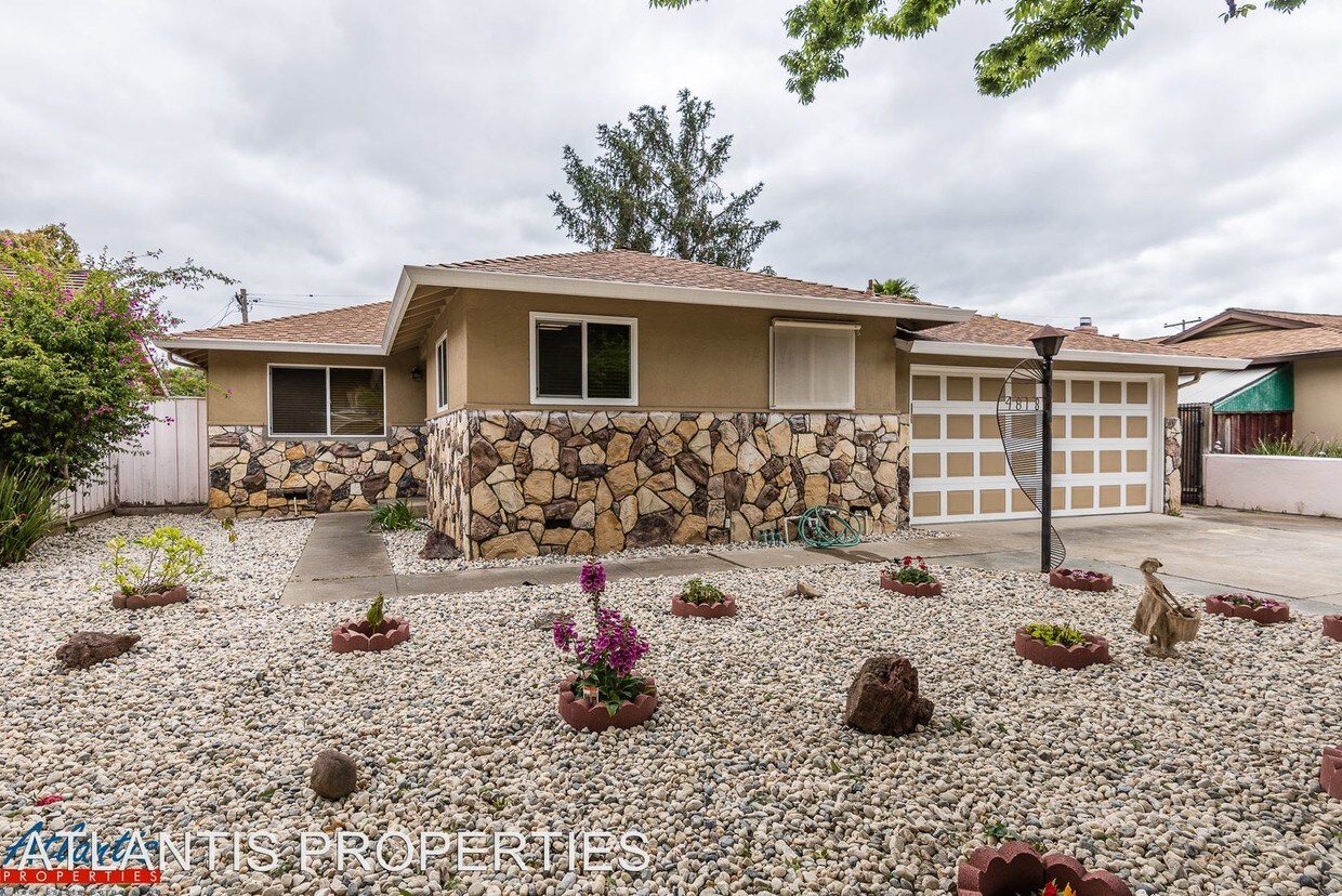 Primary Photo - 4818 Kingdale Dr