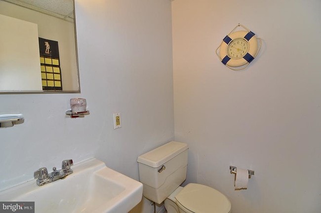 Building Photo - 9642 Shadow Oak Dr