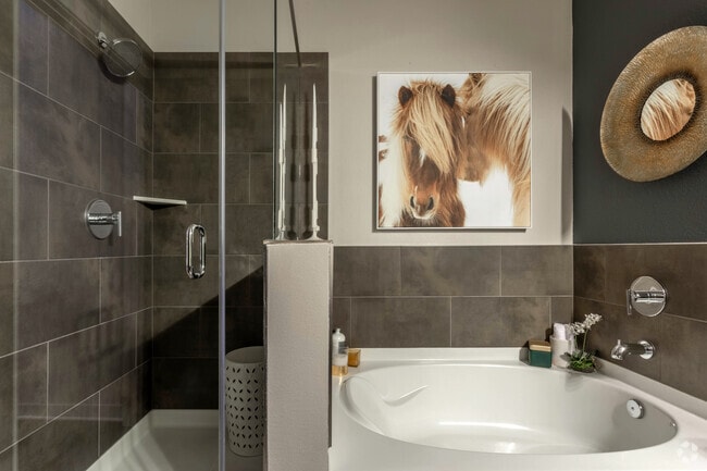 Bathroom - Elite 99 West