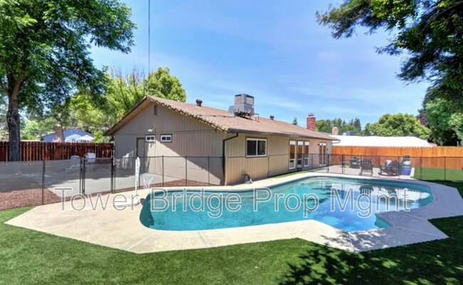 Foto del edificio - 3804 Norris Ave