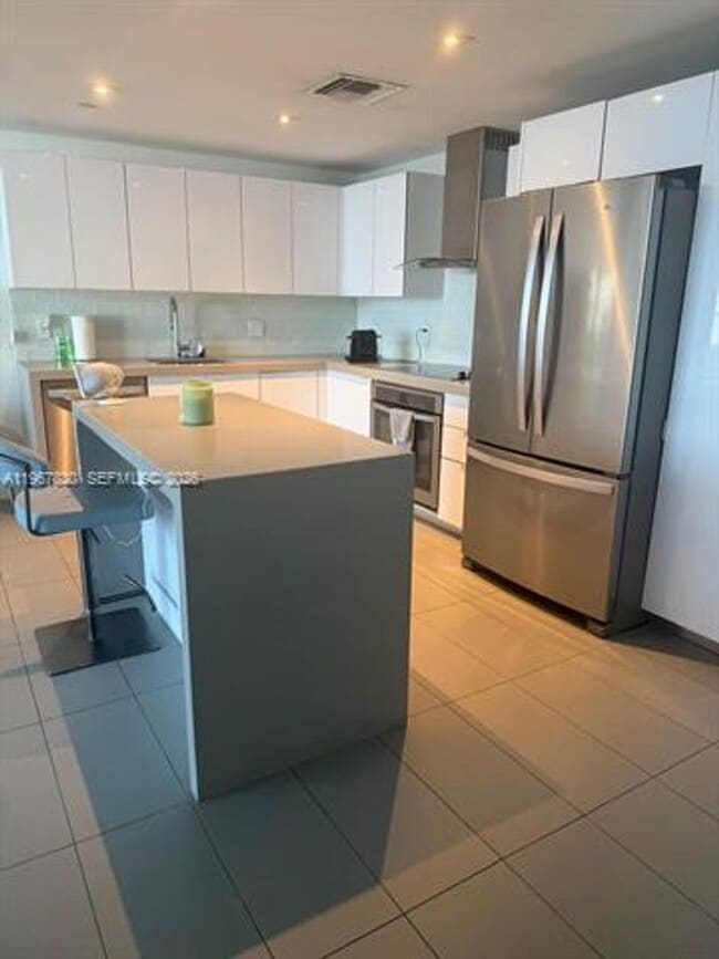 Foto del edificio - 1600 NE 1st Ave