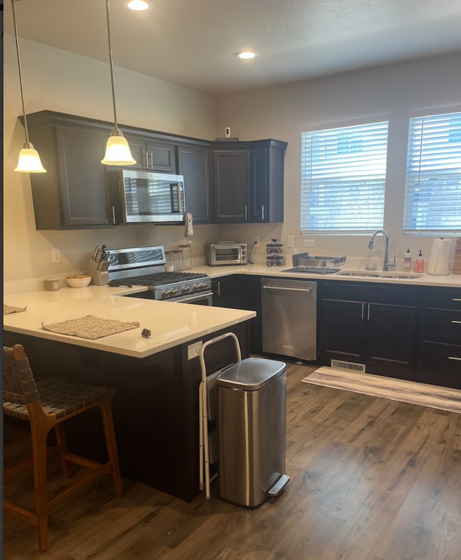 Building Photo - 4012 W Hardman Way