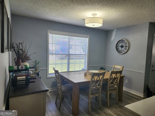 Foto del edificio - 409 Shoal Ct
