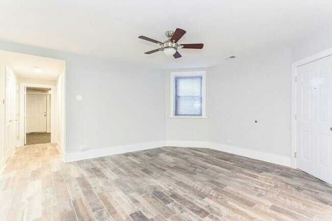 Building Photo - 2922 1/2 West Logan Boulevard, Chicago, IL...