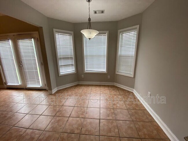 Building Photo - 10 Creekside Ct
